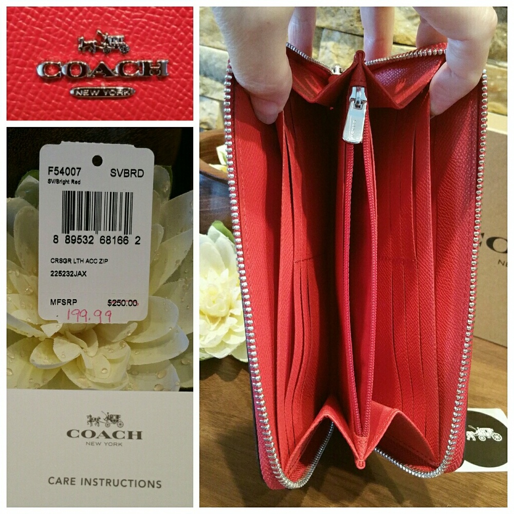 *SALE* NEW Coach Accordion Wallet ($250 retail) - Picture 3 of 5